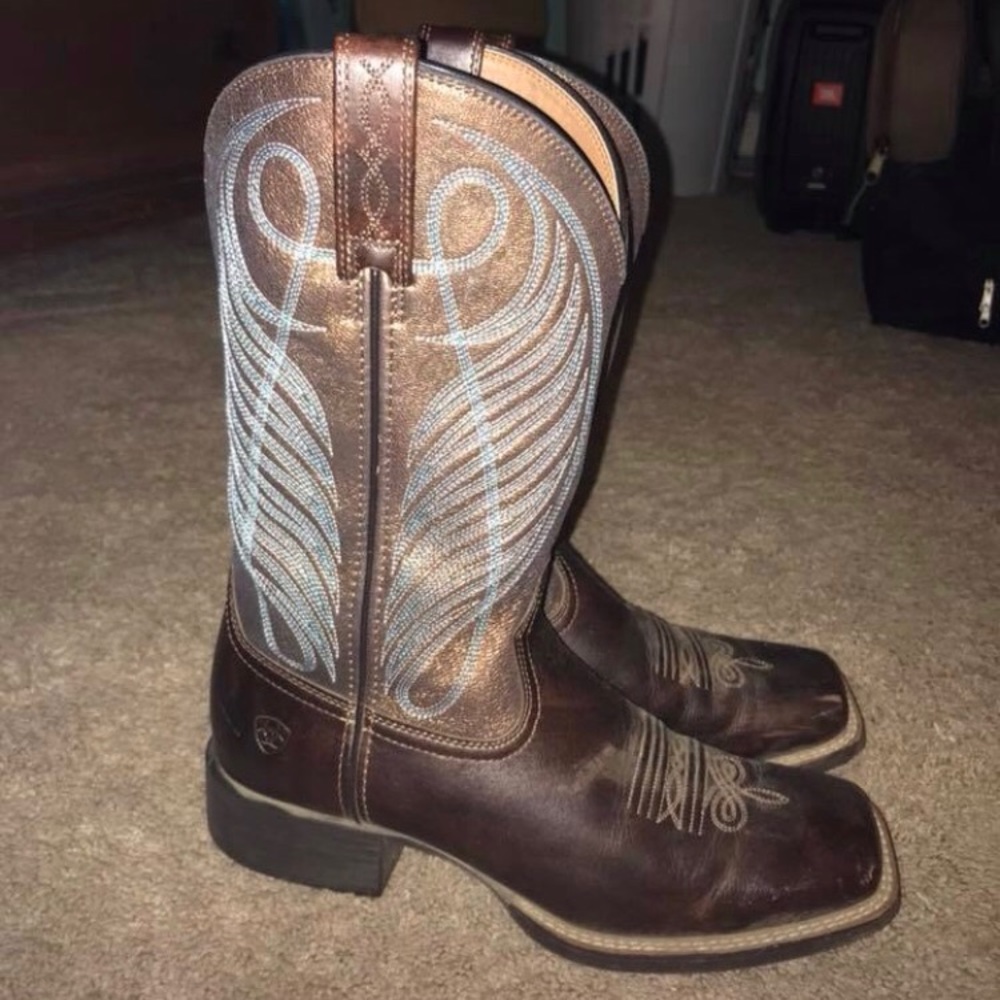 Ariat Cowgirl Boots